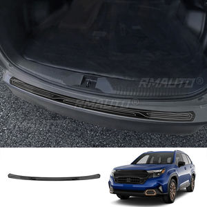 Protection de seuil de coffre arrière pour Subaru Forester 2025+ - Accessoires de voiture et pièces de tuning - Product Image 4