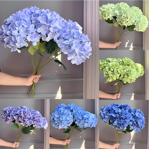 ดอกไฮเดรนเยียสีขาวเหมือนจริง ขายส่ง ก้านเดี่ยว 70 ซม. ดอกไม้ประดิษฐ์จากผ้าไหม สำหรับตกแต่งบ้าน งานแต่งงาน และงานจัดดอกไม้ - Product Image 2