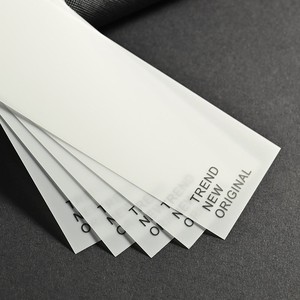 Bán Chạy Nhất Tùy Chỉnh Quần Áo Con Dấu Chuỗi 800G Giấy Logo Của Khách Hàng In Quần Áo Thẻ Nhãn Cho Quần Áo Treo <span class=keywords><strong>Tag</strong></span> - Product Image 6