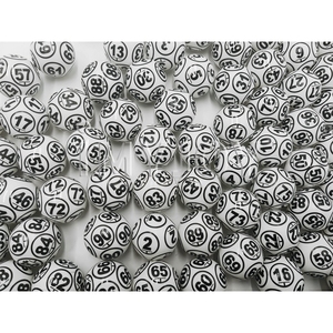 Balles de ping-pong en plastique miniatures personnalisées avec logo, 38 mm, pour tirage au sort de loterie, couleurs assorties, solides et durables - Product Image 3