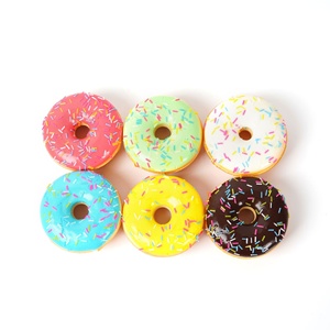 Adhesivo Decorativo Creativo para Refrigerador con Forma de Donut Simulado de PU, Modelo PU-XMB-46, para Niños de 5 a 7 Años - Product Image 5