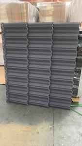 Tuiles de <span class=keywords><strong>toiture</strong></span> en acier galvanisé revêtues de pierre de couleur <span class=keywords><strong>ardoise</strong></span> moderne pour une utilisation en entrepôt, imperméables, coupe-vent, économiques - Product Image 2