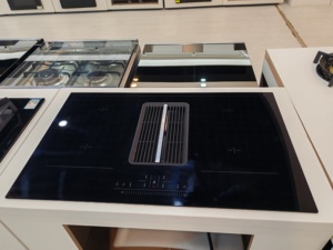 Placa de inducción de 7200W con sistema de ventilación integrado - Product Image 3