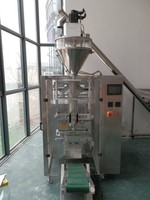 Emballage entièrement automatique de snacks en poudre Machine à emballer de poche en feuille de chocolat pour pâte feuilletée avec impression de dates