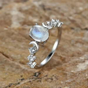 Anello Stile Luna Ovale per Donne, Design Vintage, Accessorio da Dito per Uso Quotidiano - Product Image 2