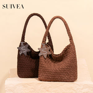 Nouveauté 2026 : Sac à main de luxe en velours pour femme avec breloque étoile, sac à bandoulière haut de gamme, sac seau et sac sous le bras - Product Image 4