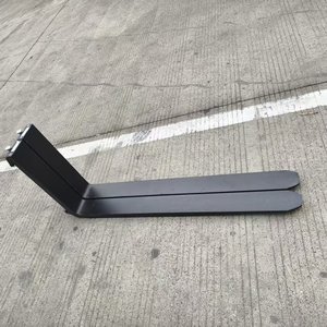 Pièces détachées et accessoires fabriqués en Chine, 2,5 tonnes, 3 fourches, construction en fer/métal, pneus durables pour une utilisation longue durée en vente au détail - Product Image 4