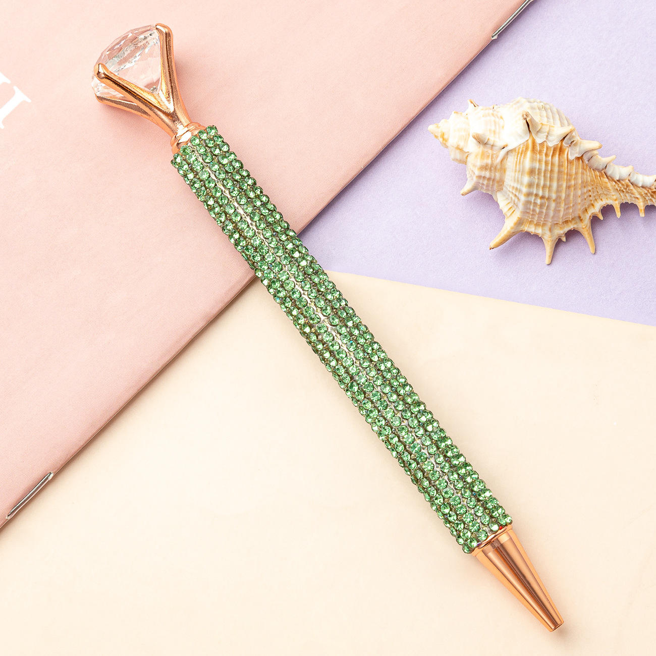 สีเขียว