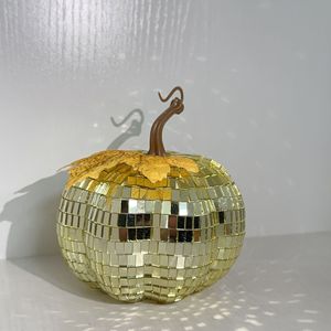 Glitter zucca palla da <span class=keywords><strong>discoteca</strong></span> luce palla da <span class=keywords><strong>discoteca</strong></span> argento per decorazione creativa 3 dimensioni in schiuma decorazione specchio palla - Product Image 6