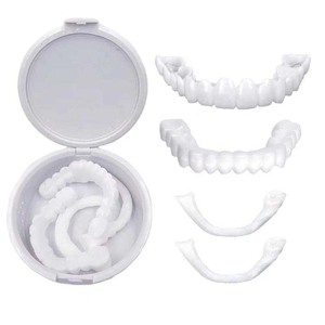 Cubierta de Silicona para Dentaduras Postizas, Carillas de <span class=keywords><strong>Blanqueamiento</strong></span> <span class=keywords><strong>Dental</strong></span> de Plástico para Dientes Superiores e Inferiores - Product Image 1