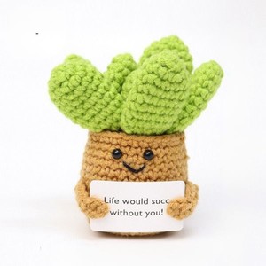 Pendentif miniature en forme d'avocat, fait main au crochet, mignon et créatif, porte-cartes, avec message positif et inspirant - Product Image 6