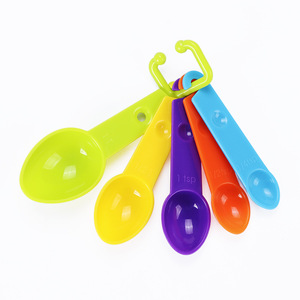 Juego de 4 Tazas Medidoras de Plástico con Asas Largas para Pesar con Precisión <span class=keywords><strong>Harina</strong></span> <span class=keywords><strong>y</strong></span> Otros Ingredientes Líquidos para Hornear - Product Image 3