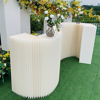 CDOR Décoration de scène unique pour table de desserts de mariage en extérieur, avec accessoires de table pliables offerts et aménagement d'arche de mariage