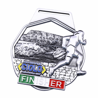 Médaille de marathon personnalisée 3D 2D en relief, en alliage de zinc argenté antique, pour la course sur sentier, récompense de finisseur, course sportive