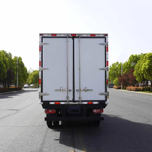 Camion frigorifique <span class=keywords><strong>de</strong></span> 5 tonnes pour la livraison <span class=keywords><strong>de</strong></span> <span class=keywords><strong>viande</strong></span> et <span class=keywords><strong>de</strong></span> poisson congelés, refroidissement léger 4x2, personnalisé en usine - Product Image 5