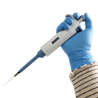 Pipette manuelle monocanal à volume réglable, haute précision, pour la manipulation de liquides en laboratoire, avec données faciles à lire, couleur blanche