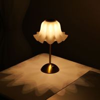 Lampes de table minimalistes électriques rechargeables en métal ABS avec commande tactile LED, décoration de luxe pour mariage, salon, chevet, lampe de nuit