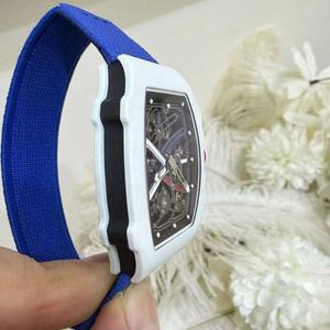 Nuovo <span class=keywords><strong>Orologio</strong></span> da <span class=keywords><strong>Uomo</strong></span> Ultra Sottile di Lusso, Alta Qualità 67-02, Quadrante <span class=keywords><strong>in</strong></span> Acrilico, <span class=keywords><strong>Cinturino</strong></span> <span class=keywords><strong>in</strong></span> Vera <span class=keywords><strong>Pelle</strong></span>, Chiusura a Farfalla, Impermeabile 10m - Product Image 4