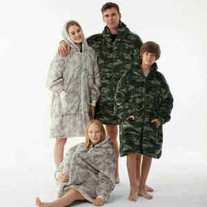 <span class=keywords><strong>Coperta</strong></span> con Cappuccio Oversize in <span class=keywords><strong>Pile</strong></span> Sherpa e Flanella, Calda e Spessa, con Ampie Tasche - Product Image 3