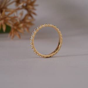 Anillo de Eternidad Clásico con Diamantes Redondos para Mujer, Elegante Anillo de Bodas de Oro, Joyería Nupcial Apilable de Lujo - Product Image 4