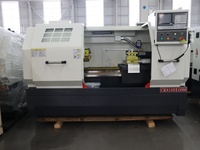 Tour à métaux CNC horizontal CK6150, fabrication chinoise, vente en usine, 220V, tour à métaux CNC à banc plat avec système de contrôle GSK