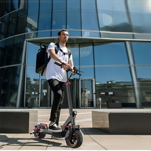 Vente flash Batterie longue duré<span class=keywords><strong>e</strong></span> 48V 800W Haute puissance 45KM/<span class=keywords><strong>H</strong></span> Trottinette électrique à grande vitesse avec lumières LED colorées Trottinettes électriques pour hommes - Product Image 6