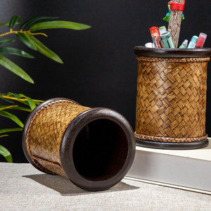Porte-stylo thaïlandais en bois massif, boîte de rangement ronde de style vintage pour bureau et maison - Product Image 3