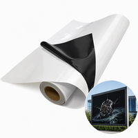 Rouleau de vinyle auto-adhésif PVC noir imprimable éco-solvant, fabricant en gros, taille personnalisée pour la publicité extérieure
