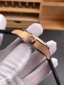 Reloj de Pulsera de Cuero Mecánico Automático Casual con Reserva de Marcha, Calendario, Tres Agujas, Fondo Transparente y Cristal de Zafiro de Edición Limitada - Product Image 2