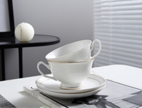 Tasse à café en céramique blanche personnalisée avec soucoupe et cuillère, 250 ml, bord doré, style américain, ensemble de tasses à thé en porcelaine, vaisselle d'hôtel