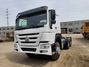 Sinotruk howo 371hp 400hp sitrak sino 6x4 camion camion transport 10 roues pneus remorque tête dfm conplete tracteur camion - Product Image 3