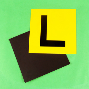 Placas Magnéticas de Aprendizaje para Coche, Adhesivo Magnético con Placas de Aprendizaje, Placas de Conductor Principiante Rojas - Product Image 4
