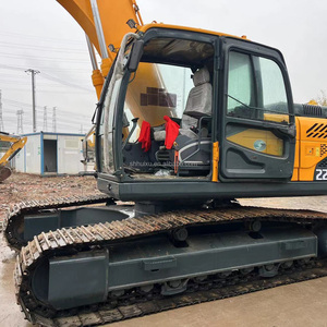 Excavadora de cadenas Hyundai220LC-9S de 22 toneladas, eficiente en consumo de combustible, potente, certificada por CE y EPA, 1 año de garantía, equipo de construcción - Product Image 3