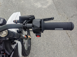 <span class=keywords><strong>Elyx</strong></span> Challenger517 Nouveau Modèle 21500W Super Puissant Vitesse Maximale 100KMH Grande Autonomie Moto Tout-Terrain - Product Image 5