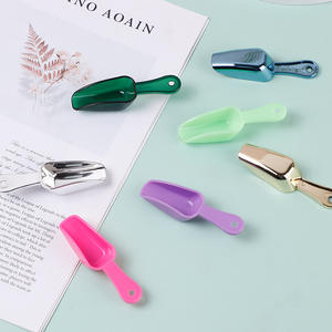 Cuillères à sel de bain en gros d'usine, cuillères en plastique colorées, cuillères ménagères créatives, cuillères à sel de bain pour salle de bain, articles de toilette - Product Image 3