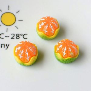 Perles en plastique 3D faites à la main en forme de fruits (mandarine, orange) avec époxy UV, pour bonbons, jouets, bijoux et matériaux de remplissage – Adorables perles - Product Image 3