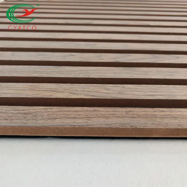 Panel dinding lapisan kayu ek Akupanel 600*600mm, Panel dinding akustik Kayu Slat untuk Panel dinding dekoratif ruang tamu