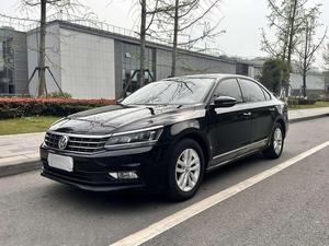 Volkswagen <span class=keywords><strong>Passat</strong></span> <span class=keywords><strong>2017</strong></span> 330TSI DSG Premium 2.0T Benzina Berlina Business di Medie Dimensioni Usata Economica per Esportazione - Product Image 6
