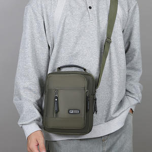 Sac messager pour homme LJD8614, grand sac bandoulière en nylon imperméable, style décontracté quotidien, vert militaire, gris, noir, bleu foncé - Product Image 1