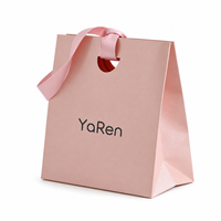 Sac en papier de luxe avec logo personnalisé et poignée en ruban, sac cadeau en papier, adapté aux boutiques haut de gamme