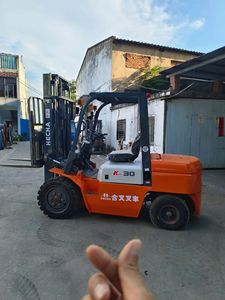 Carretillas elevadoras de segunda mano a la venta Hecha 30 Carretillas elevadoras montadas en ruedas Opción rentable - Product Image 5