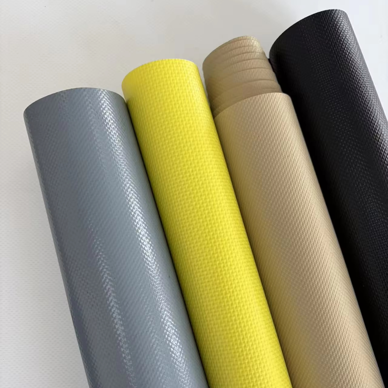 Fish Pond Liner Round Woven PVC Tarpaulin Heavyweight for Canvas Aquaculture Tanks and Professional Farming Water Containment