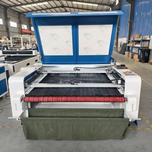 Machine de découpe laser CO2 LaserMen-1610 pour découpe rapide de tissus, textiles, cuir et gravure sur tissu - Product Image 5