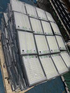 Lampes solaires d'extérieur étanches à détecteur <span class=keywords><strong>de</strong></span> <span class=keywords><strong>mouvement</strong></span> LED, <span class=keywords><strong>lampadaire</strong></span> <span class=keywords><strong>de</strong></span> rue 12000 lumens, lumière du soleil pour jardin, cour, jardinage, projecteur - Product Image 4