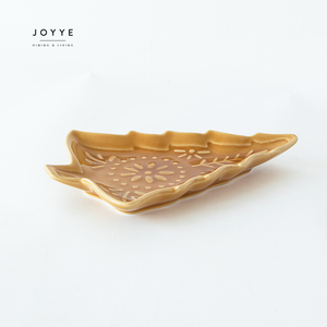 JOYYE Decoración de Mesa de Navidad Personalizada, Plato Pequeño de Cerámica en Forma de Nieve, Plato de Servir Salsa de Aperitivos de Cerámica Vintage - Product Image 4