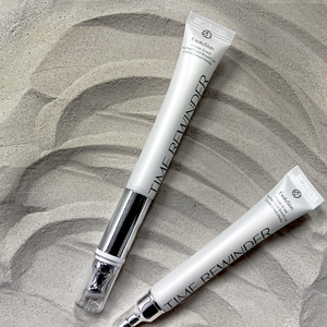 Herramienta de Belleza Multifunción Calmante: Set V21 ExSolution Time Rewinder para Apoyo de la Barrera Cutánea y Resiliencia de la Piel - Product Image 4