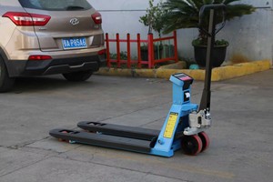 Transpaleta Manual WELIFTRICH con Báscula Integrada, Certificación CE/ISO, 1 Año de Garantía, Dimensiones de las Horquillas 1150/1220 mm - Product Image 3