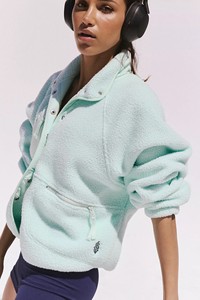 Veste en polaire sherpa pour femmes avec logo brodé personnalisé, <span class=keywords><strong>100</strong></span>% polyester, avec boutons, chaude, tissu polaire 380 g/m², manteaux d'hiver pour femmes - Product Image 3