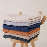 Couverture bébé en coton gaufré de couleur unie, super douce, écologique, bleu foncé, de haute qualité, avec logo personnalisé