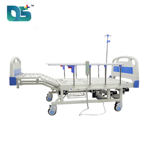 Tempat Tidur Rumah Sakit Elektrik Medis 3 Fungsi dengan Kontrol Jarak Jauh, Rel yang Dapat Disesuaikan, dan Roda untuk Pasien - Product Image 3